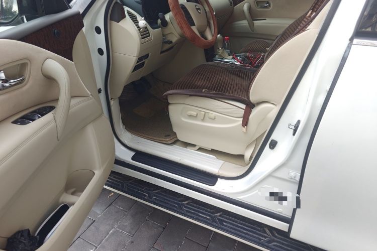 Used Nissan Patrol  Driver Seat