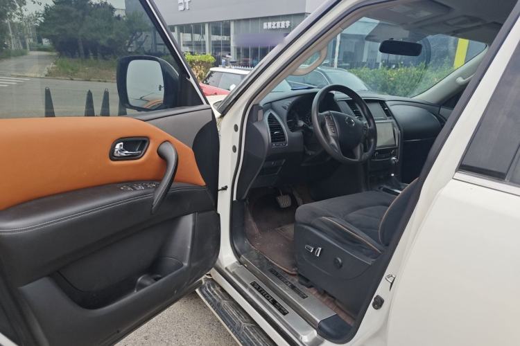 Used Nissan Patrol  Driver Seat