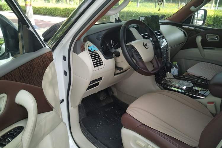 Used Nissan Patrol  Driver Seat