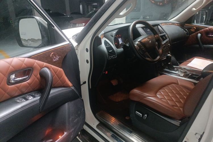 Used Nissan Patrol  Driver Seat