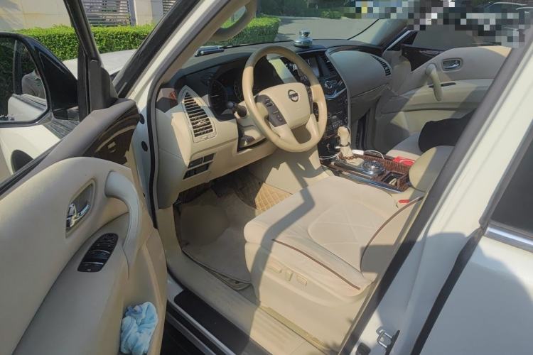 Used Nissan Patrol  Driver Seat