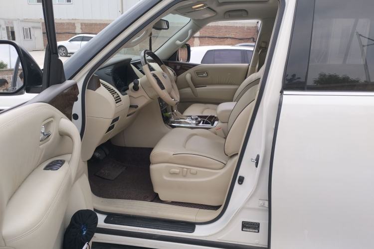 Used Nissan Patrol  Driver Seat