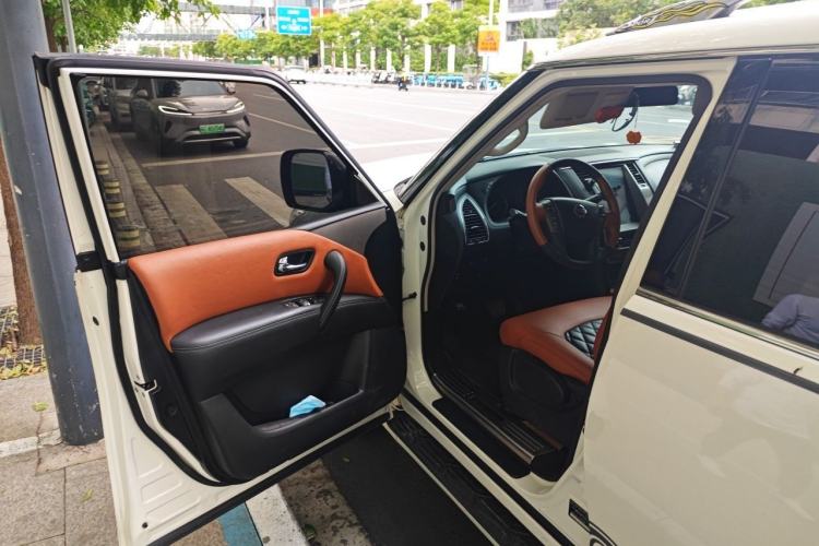 Used Nissan Patrol  Driver Seat