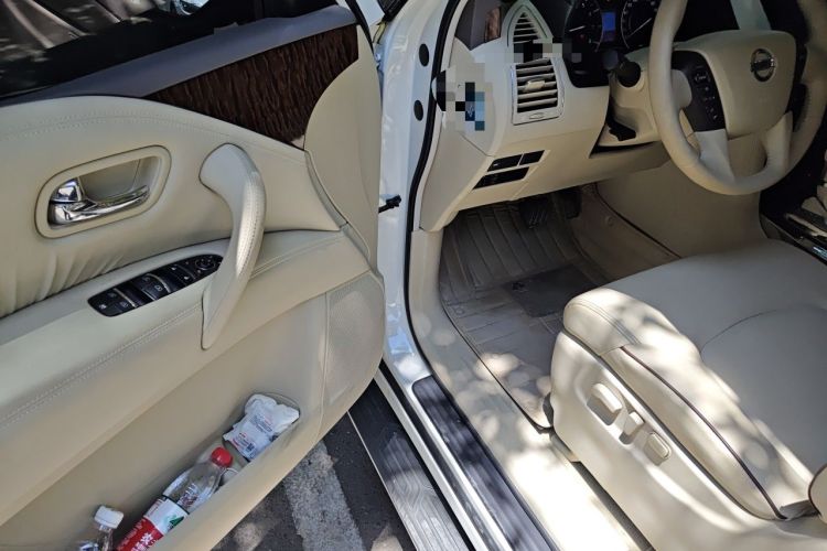 Used Nissan Patrol 2017 Y62 4.0L SE-T2 BOSE – Middle East Driver Seat