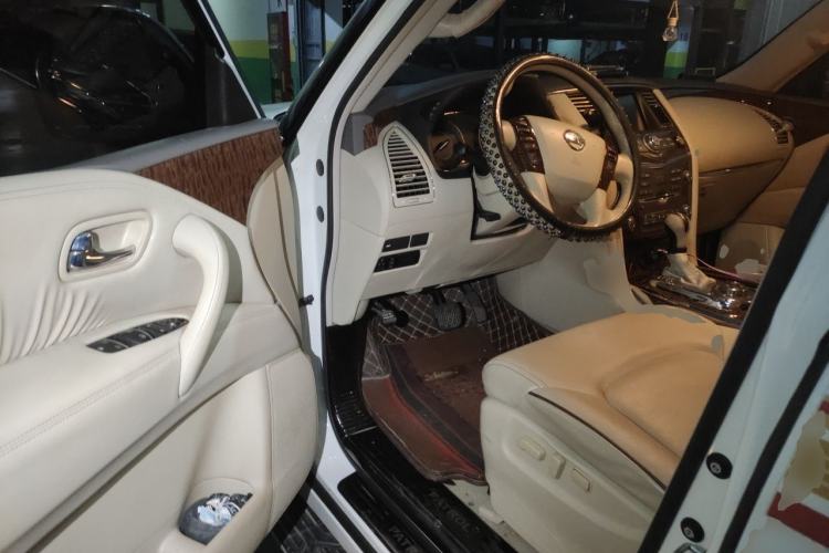 Used Nissan Patrol  Driver Seat