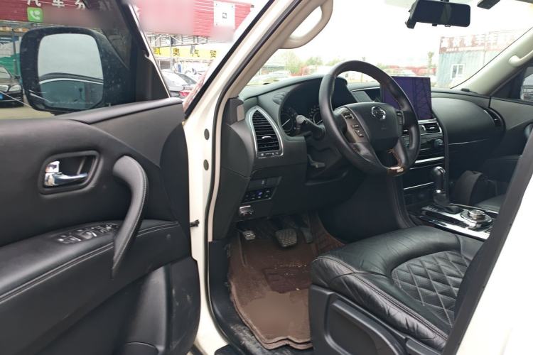 Used Nissan Patrol 2017 4.0L XE Middle East Version Driver Seat