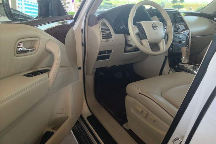 Used Nissan Patrol  Driver Seat