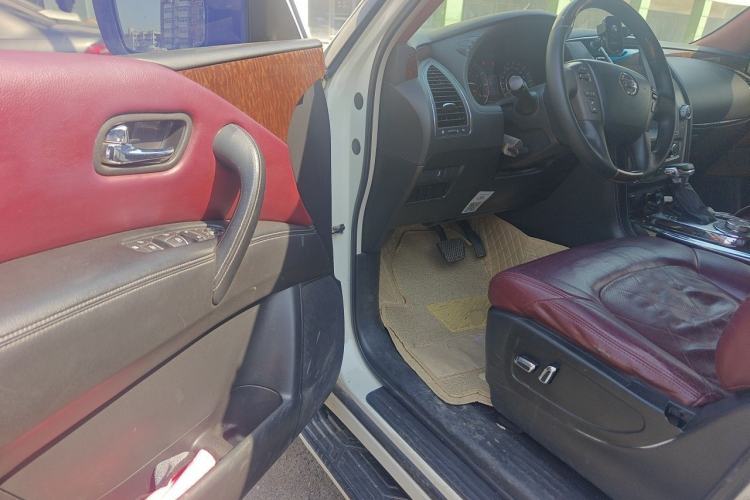 Used Nissan Patrol  Driver Seat