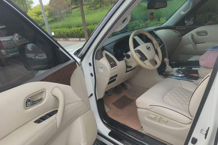 Used Nissan Patrol  Driver Seat