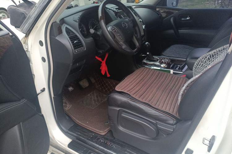 Used Nissan Patrol 2017 4.0L XE Middle East Version Driver Seat
