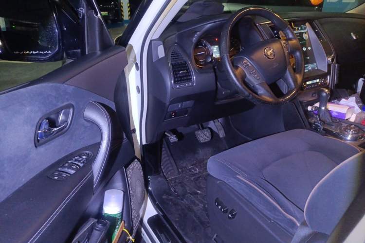 Used Nissan Patrol  Driver Seat