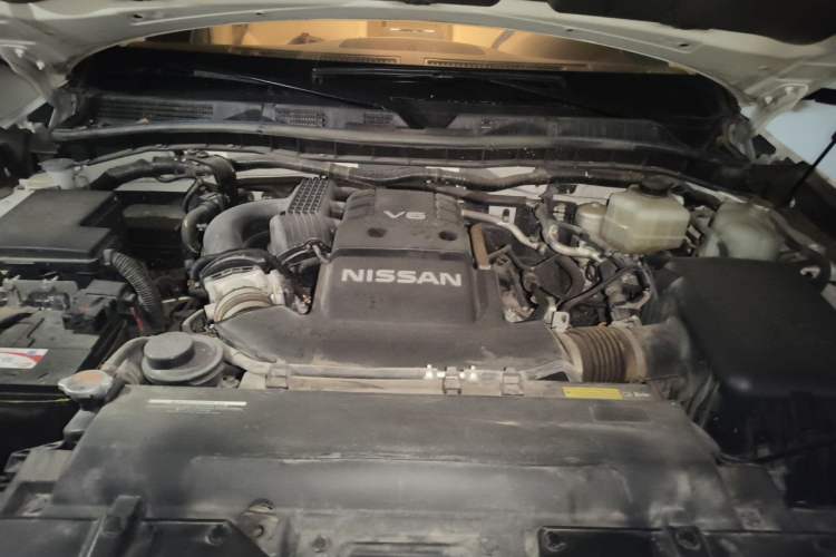 Used Nissan Patrol  Engine Bay