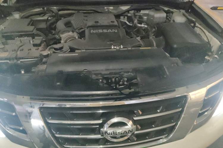 Used Nissan Patrol  Engine Bay