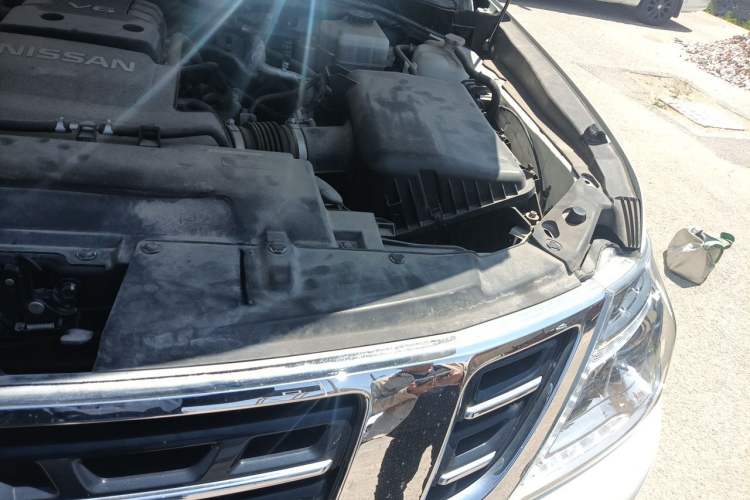 Used Nissan Patrol  Engine Bay Left
