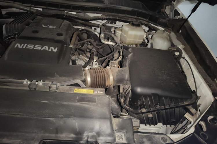 Used Nissan Patrol  Engine Bay Left