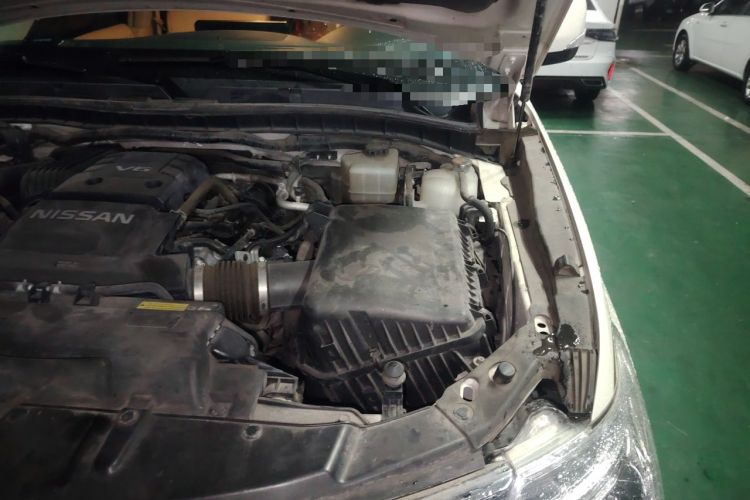 Used Nissan Patrol  Engine Bay Left