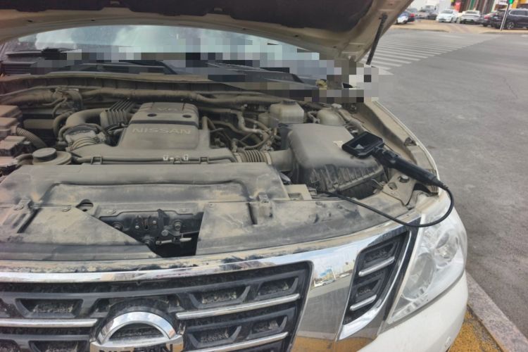 Used Nissan Patrol  Engine Bay Left