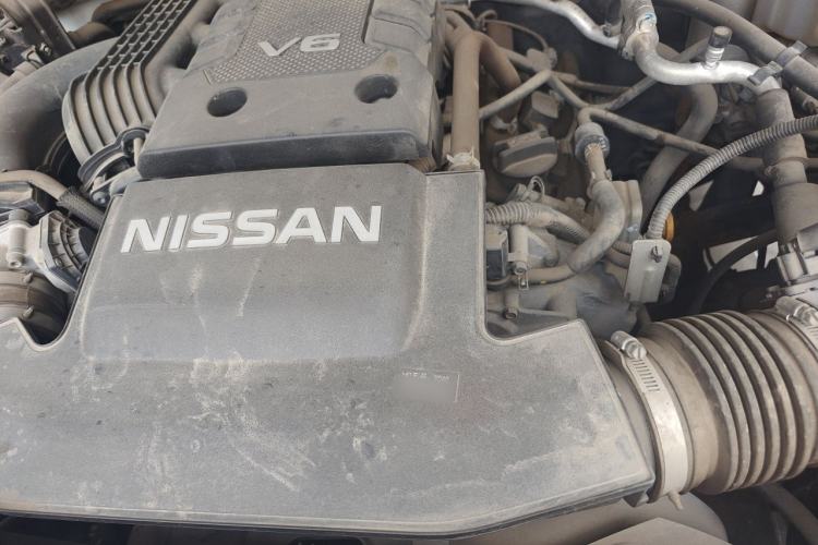 Used Nissan Patrol  Engine Bay Left