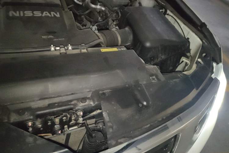 Used Nissan Patrol  Engine Bay Left