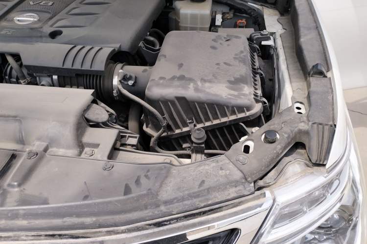 Used Nissan Patrol  Engine Bay Left