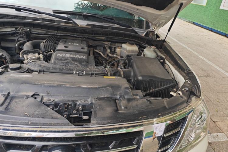 Used Nissan Patrol  Engine Bay Left