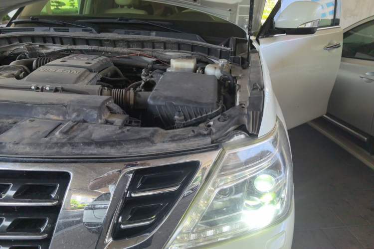 Used Nissan Patrol  Engine Bay Left