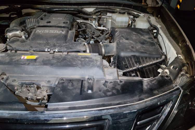 Used Nissan Patrol 2017 4.0L XE Middle East Version Engine Bay Left