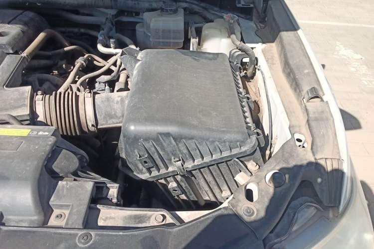 Used Nissan Patrol  Engine Bay Left