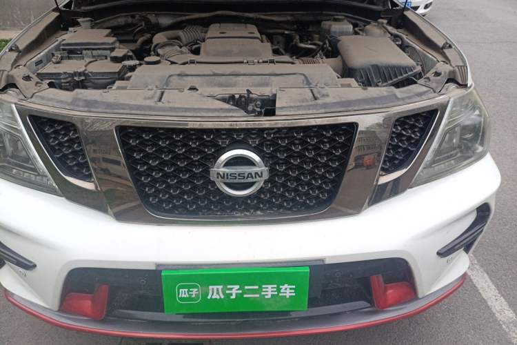 Used Nissan Patrol 2017 4.0L XE Middle East Version Engine Bay