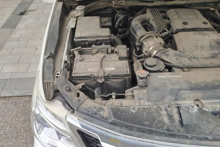 Used Nissan Patrol  Engine Bay Right
