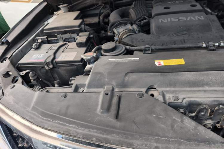 Used Nissan Patrol 2017 4.0L XE Middle East Version Engine Bay Right
