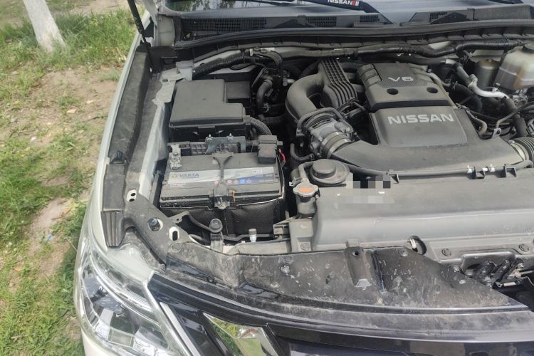Used Nissan Patrol  Engine Bay Right