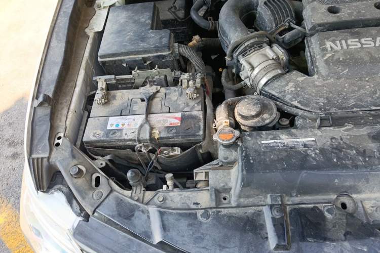 Used Nissan Patrol  Engine Bay Right