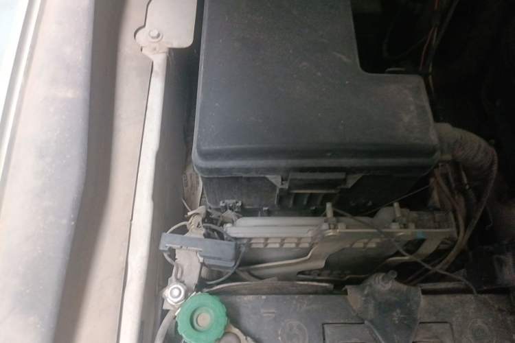 Used Nissan Patrol  Engine Bay Right