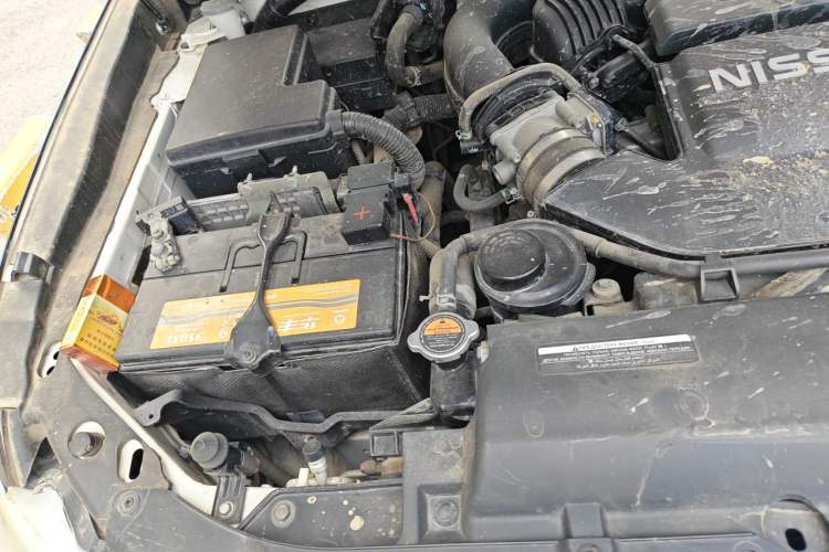 Used Nissan Patrol  Engine Bay Right