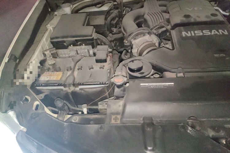 Used Nissan Patrol  Engine Bay Right