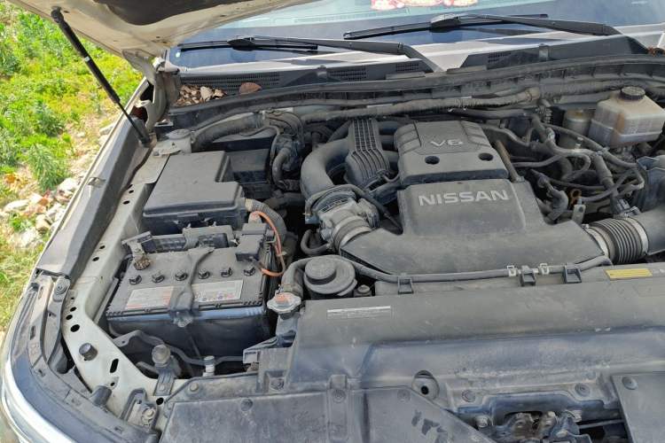 Used Nissan Patrol 2017 4.0L Parallel Import Engine Bay Right