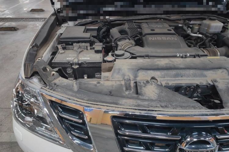 Used Nissan Patrol  Engine Bay Right