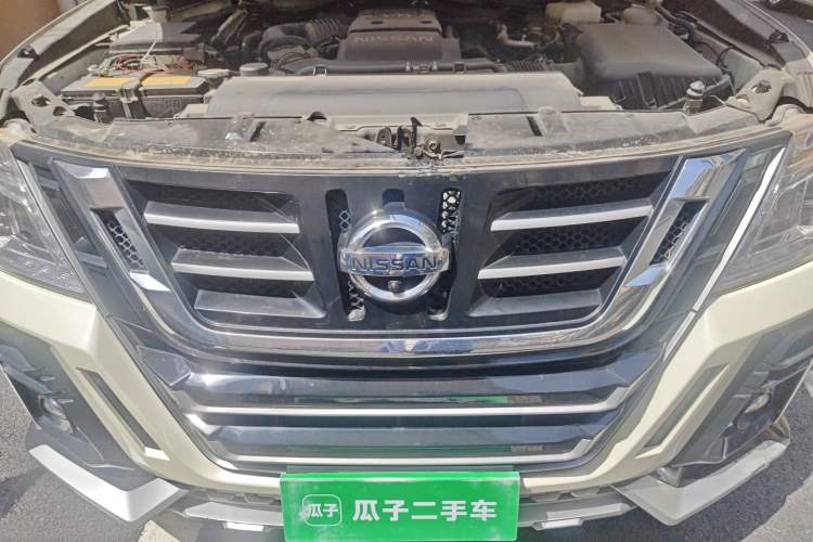 Used Nissan Patrol  Engine Bay