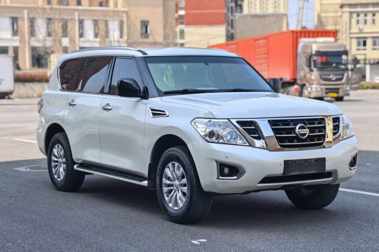 Used Nissan Patrol 2017 4.0L SE U.S.-Spec Version Exterior 2