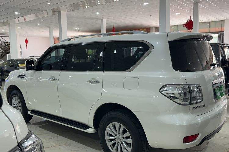 Used Nissan Patrol  Exterior 3