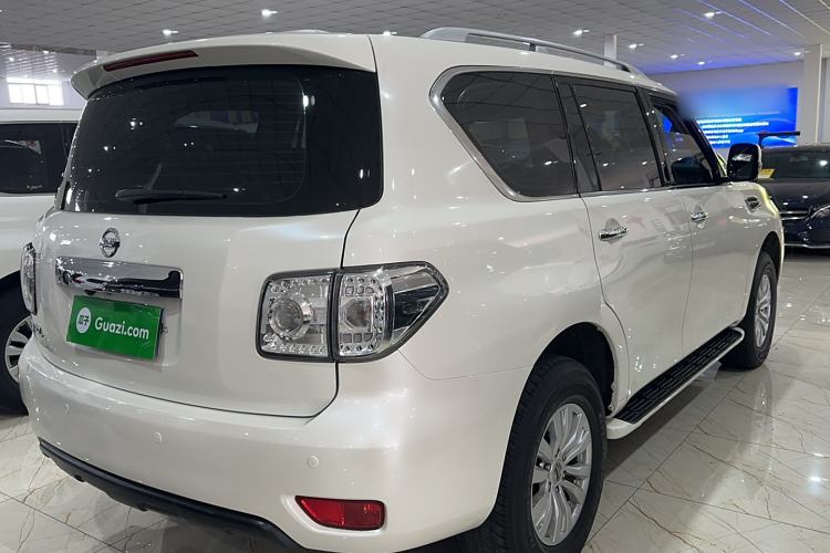 Used Nissan Patrol  Exterior 5