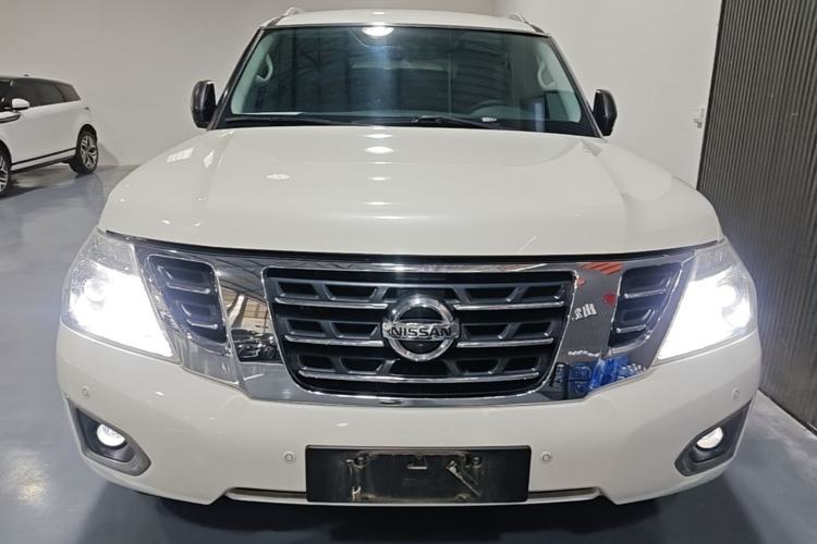 Used Nissan Patrol 2017 4.0L SE U.S.-Spec Version Front