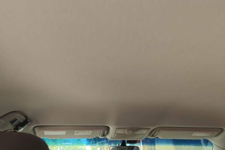 Used Nissan Patrol 2017 4.0L SE U.S.-Spec Version Headliner