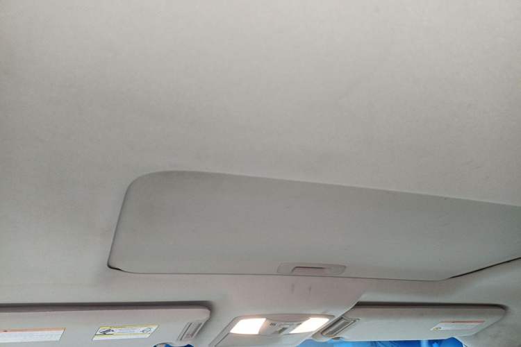 Used Nissan Patrol  Headliner
