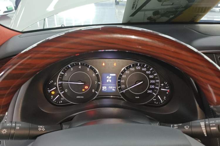 Used Nissan Patrol 2017 Y62 4.0L LE Middle East Edition Instrument Cluster