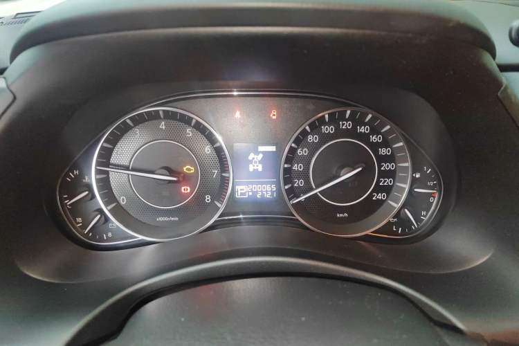 Used Nissan Patrol  Instrument Cluster