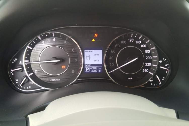 Used Nissan Patrol  Instrument Cluster