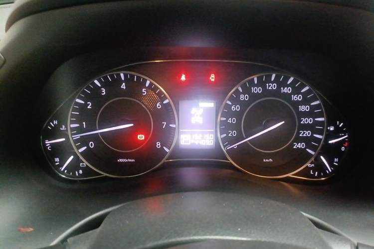 Used Nissan Patrol  Instrument Cluster
