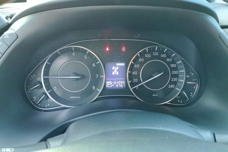 Used Nissan Patrol  Instrument Cluster